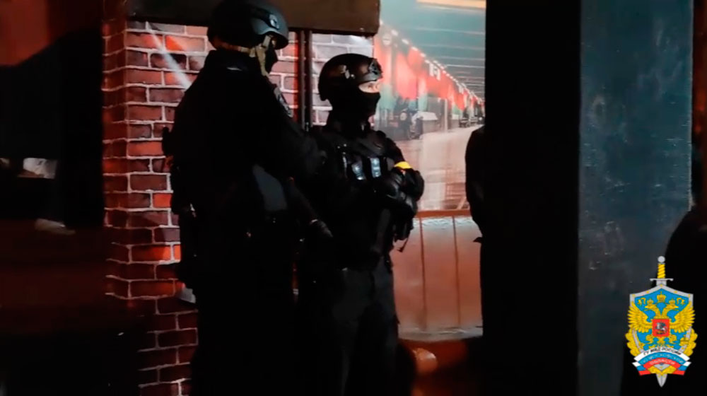 В ночном клубе Дубны задержан подозреваемый в распространении психотропного вещества | Видео